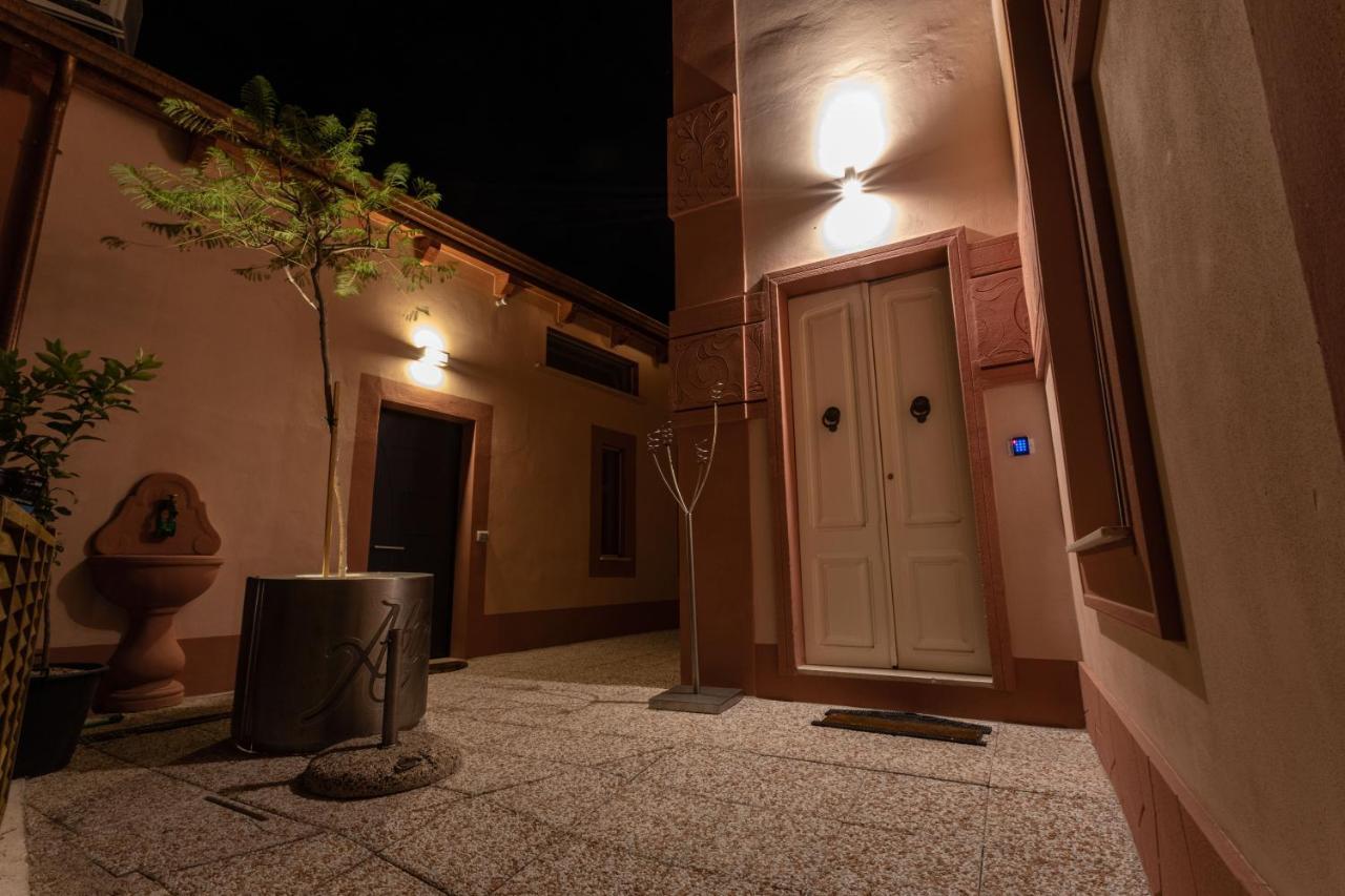 Maison Belle Epoque & Suites Oristano Eksteriør billede